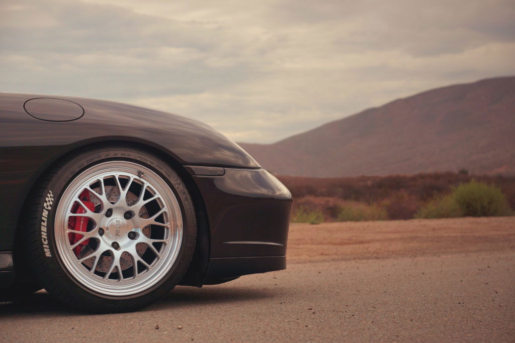 Porsche 996 Carrera 4S black