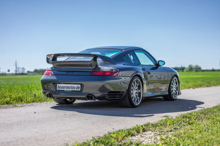 Porsche 996 GT2