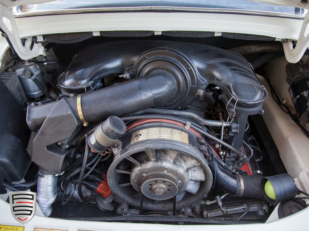 Porsche 911 S (F-Modell)