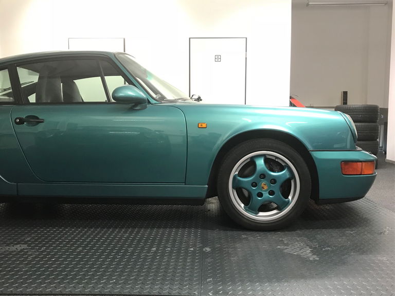 Porsche 911 Carrera 2