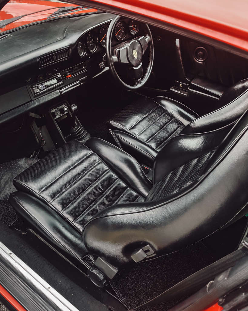 Porsche 911 3.2 Carrera in rot