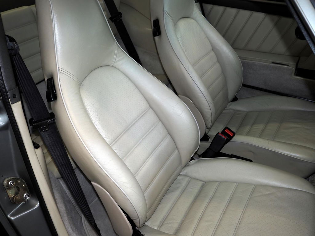 Porsche 911 Turbo 3.3