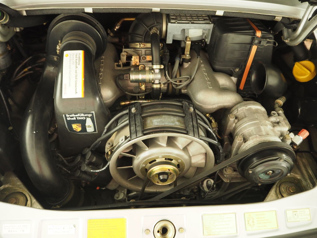 Porsche 911 Carrera 3.2