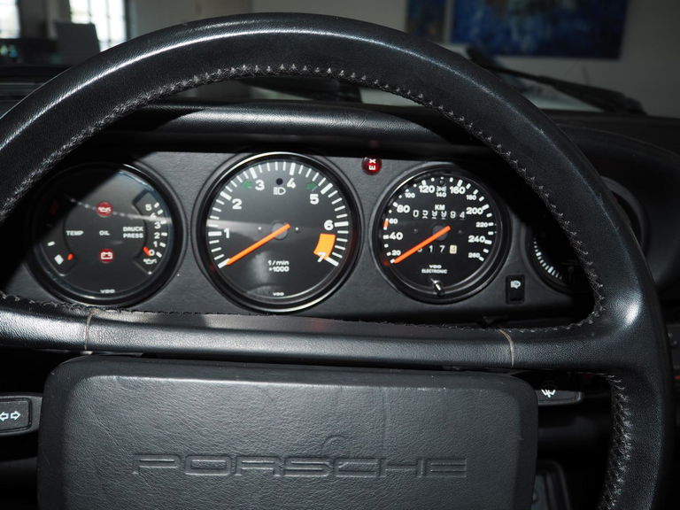 Porsche 911 Carrera 3.2