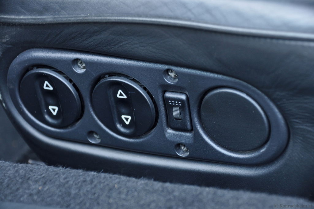 Porsche 911 Carrera 2 Speedster