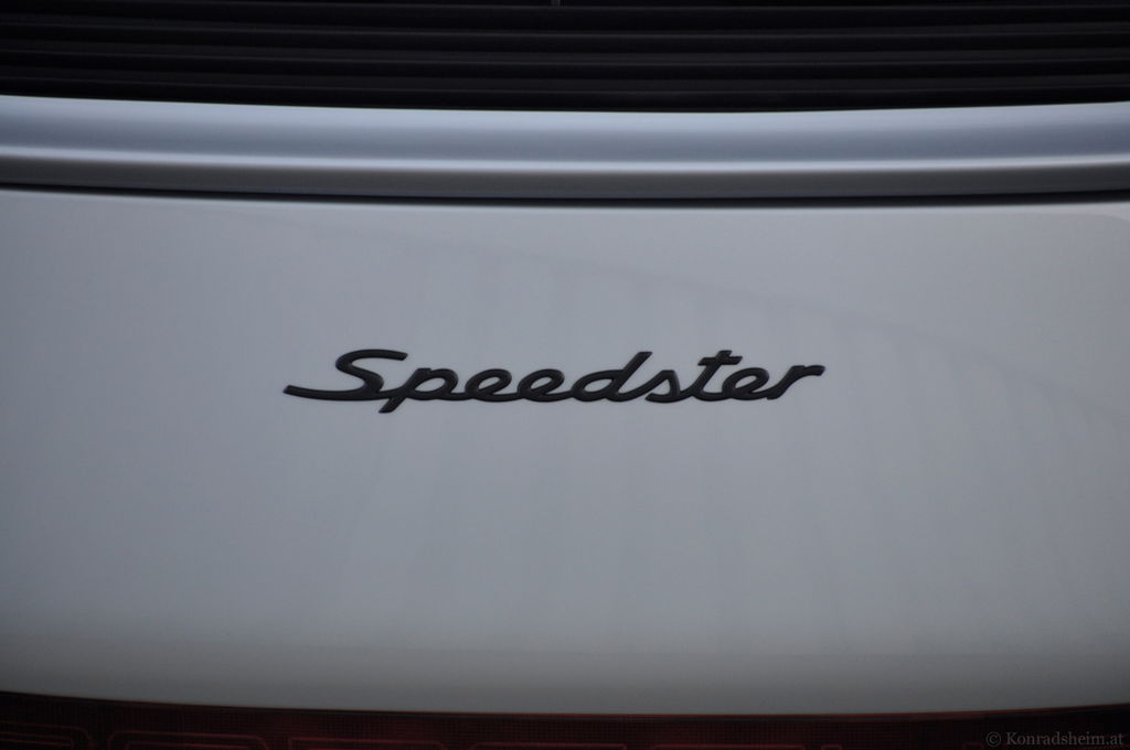 Porsche 911 Carrera 2 Speedster