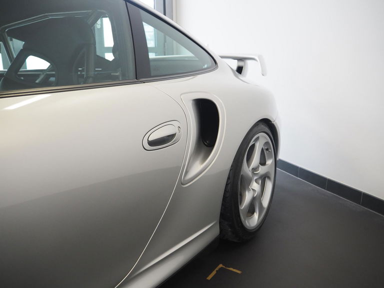 Porsche 996 GT2