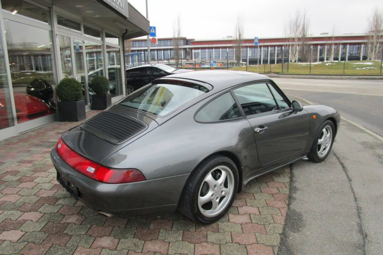 Porsche 911 Carrera 4