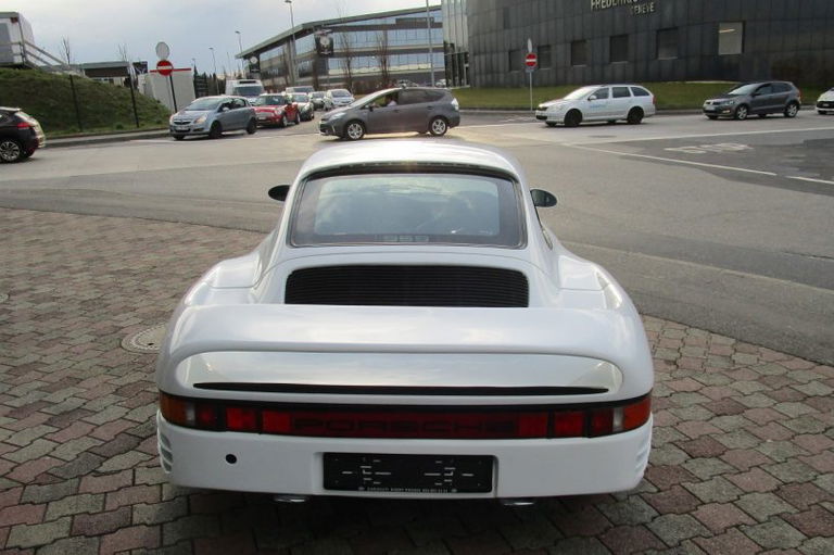 Porsche 911 Modified