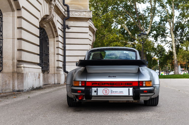 Porsche 911 Turbo 3.3