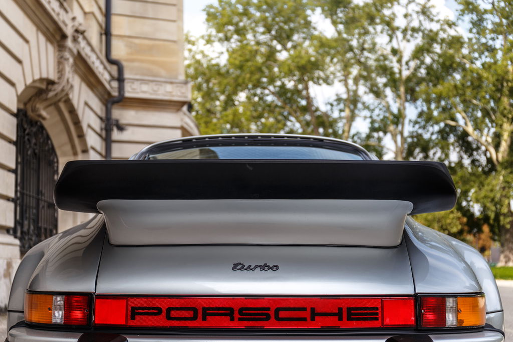 Porsche 911 Turbo 3.3