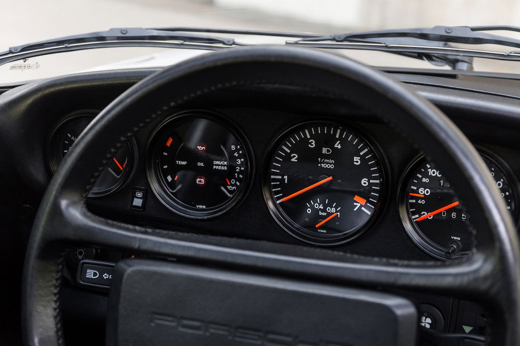 Porsche 911 Turbo 3.3