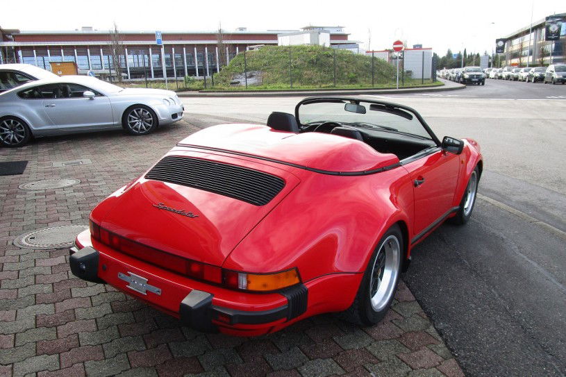 Porsche 911 Carrera 3.2 Speedster