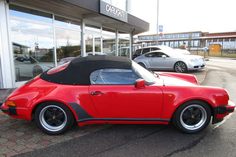 Porsche 911 Carrera 3.2 Speedster