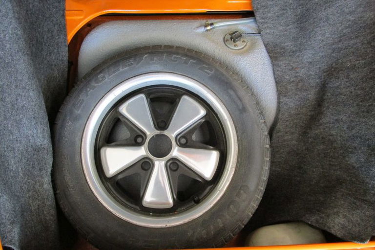 Porsche 911 S (F-Modell)