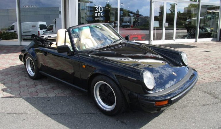 Porsche 911 Carrera