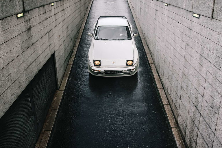 Olivier und sein Porsche 944 Rothmans – Die N°036 von 100