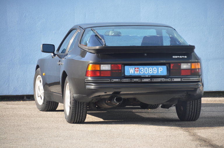 Porsche 944 Coupé