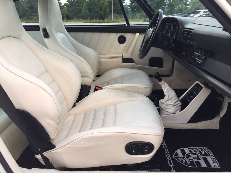 Porsche 911 Turbo 3.3