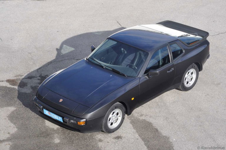Porsche 944 Coupé