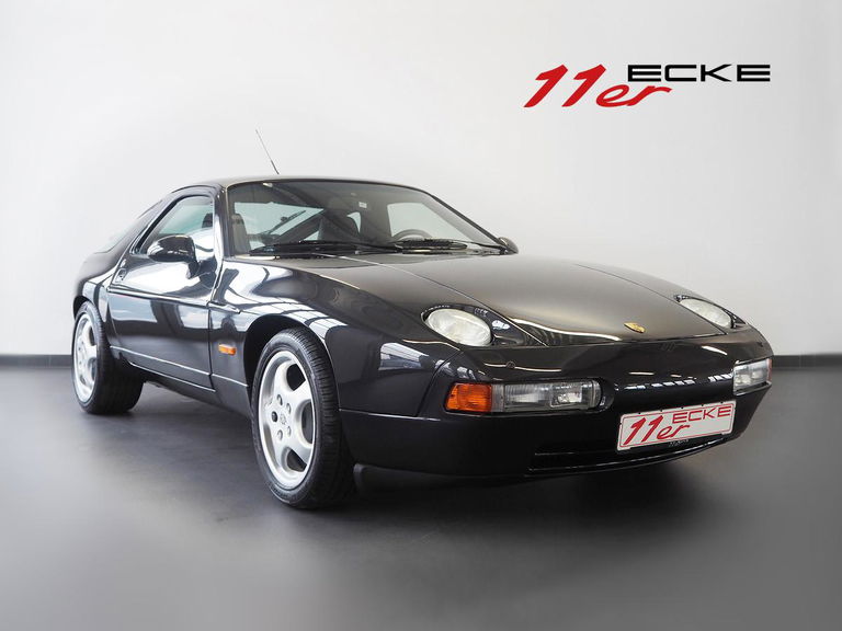 Porsche 928 GTS