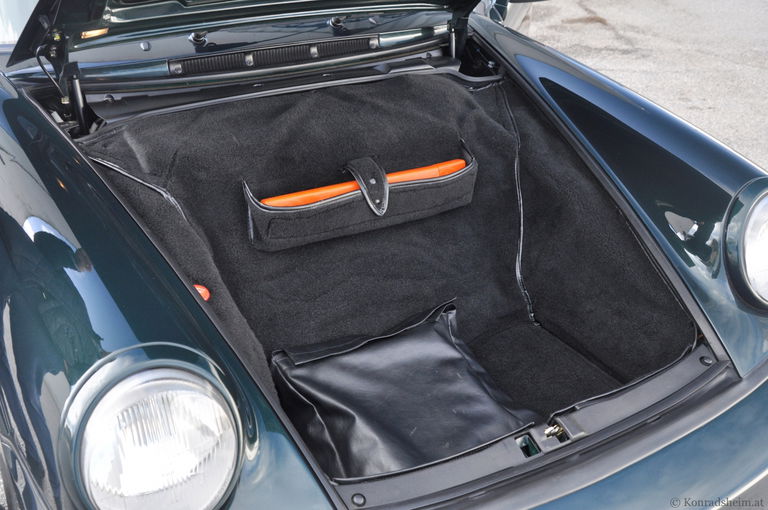 Porsche 911 Carrera 4