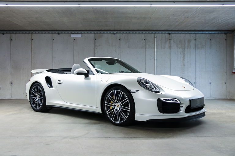 Porsche 911 Turbo S