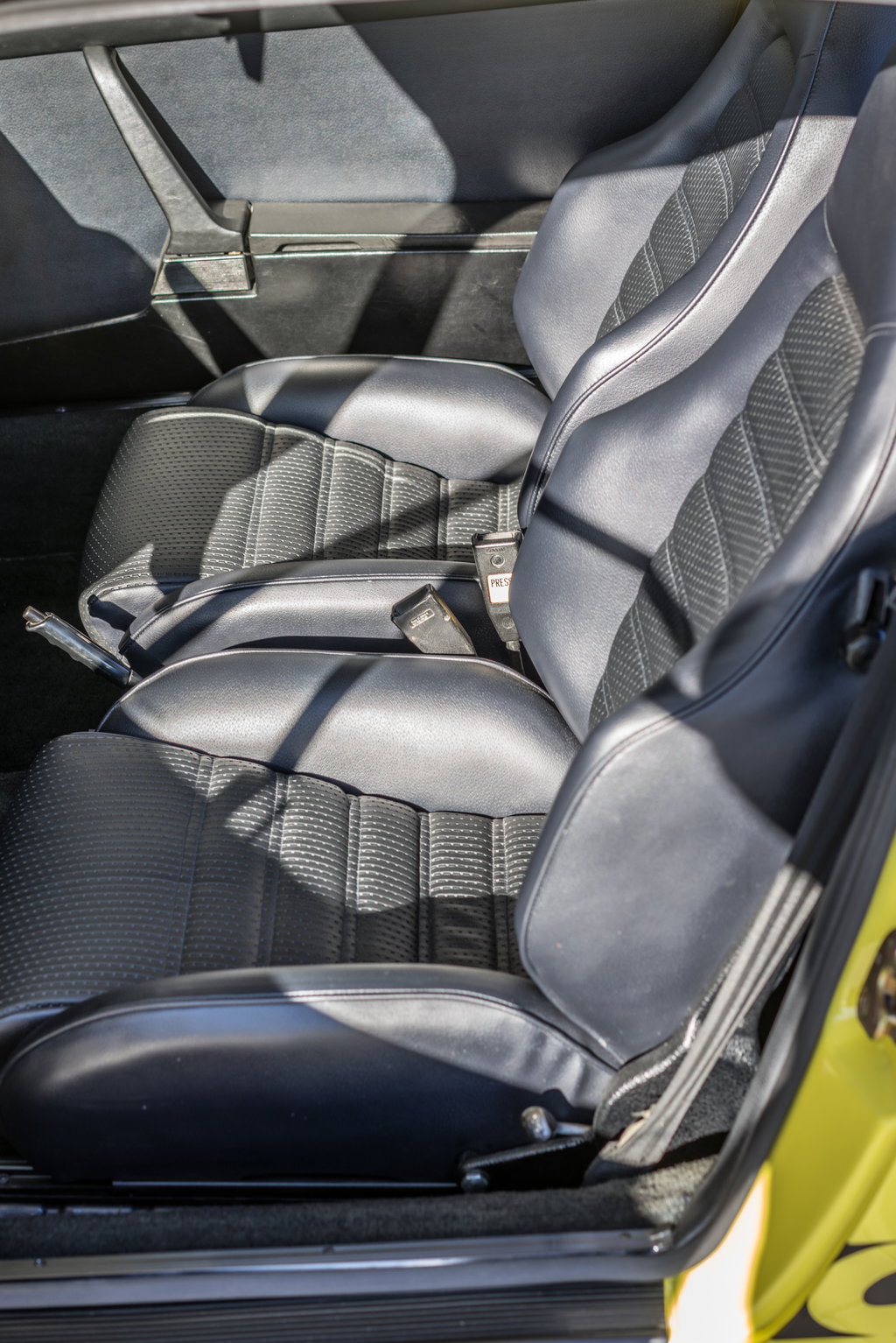 Porsche 911 Carrera 2,7