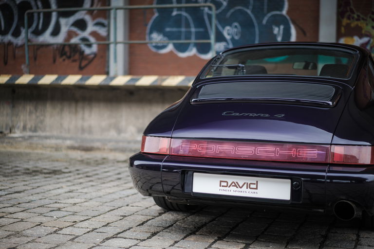 Porsche 911 Carrera 4