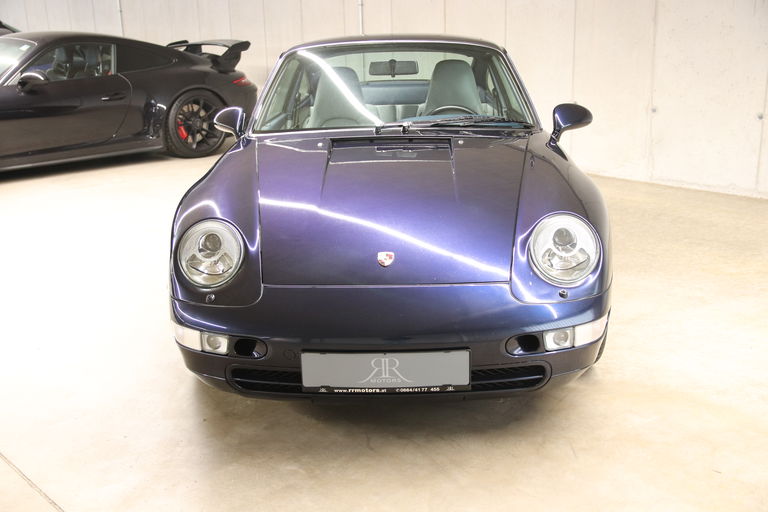 Porsche 911 Carrera