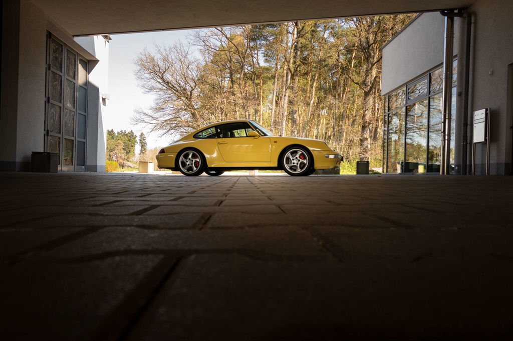 Porsche 993 Carrera 4S