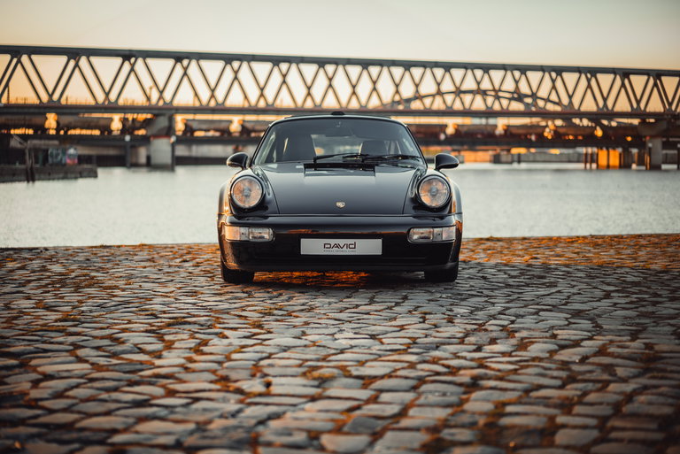 Porsche 911 Carrera 4 WTL
