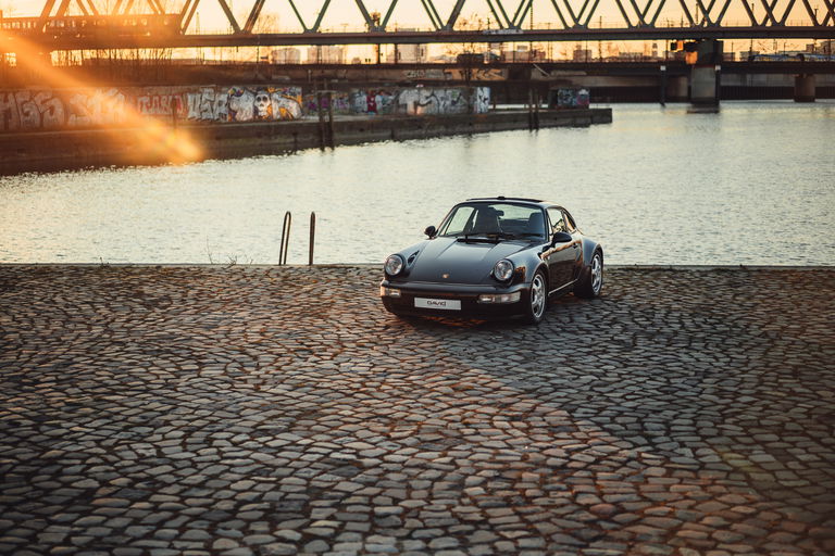 Porsche 911 Carrera 4 WTL