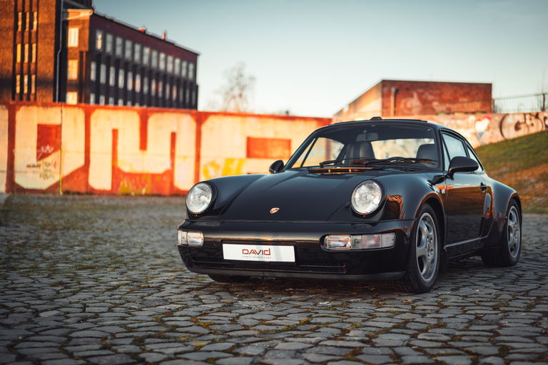 Porsche 911 Carrera 4 WTL