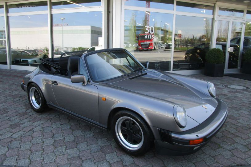 Porsche 911 Carrera