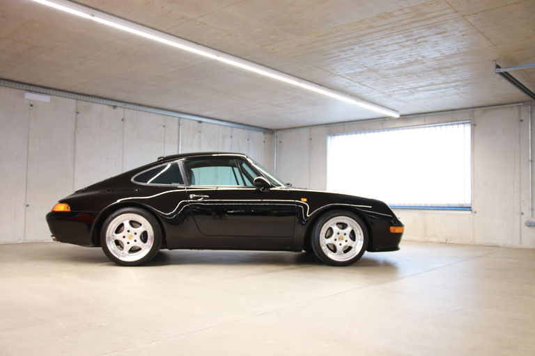 Porsche 911 Carrera