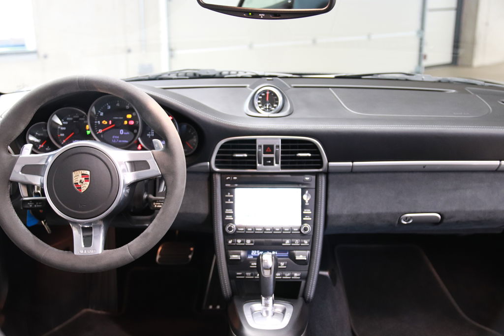 Porsche 997.2 Carrera GTS