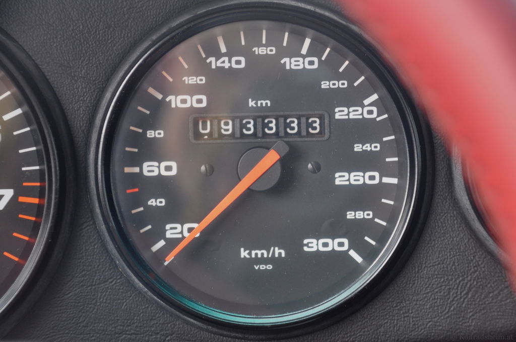 Porsche 911 Carrera 2