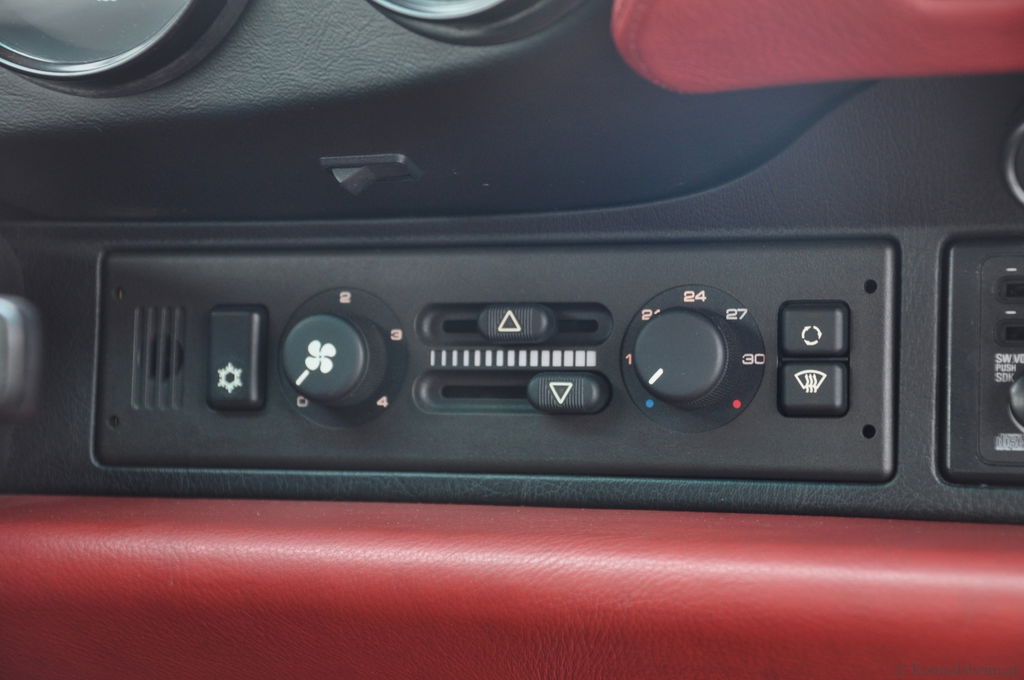 Porsche 911 Carrera 2