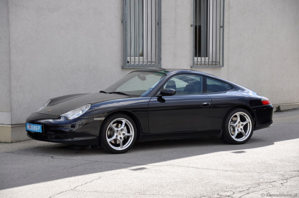 Porsche 911 Carrera 4