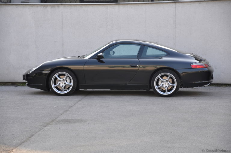 Porsche 911 Carrera 4
