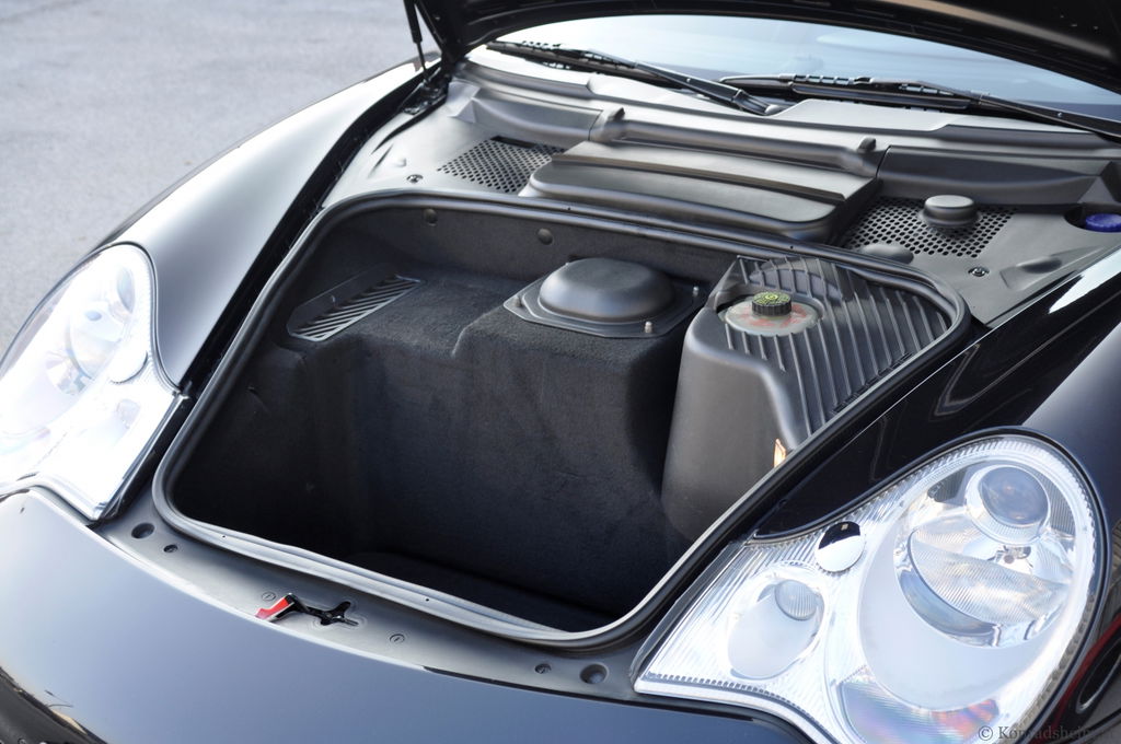 Porsche 911 Carrera 4