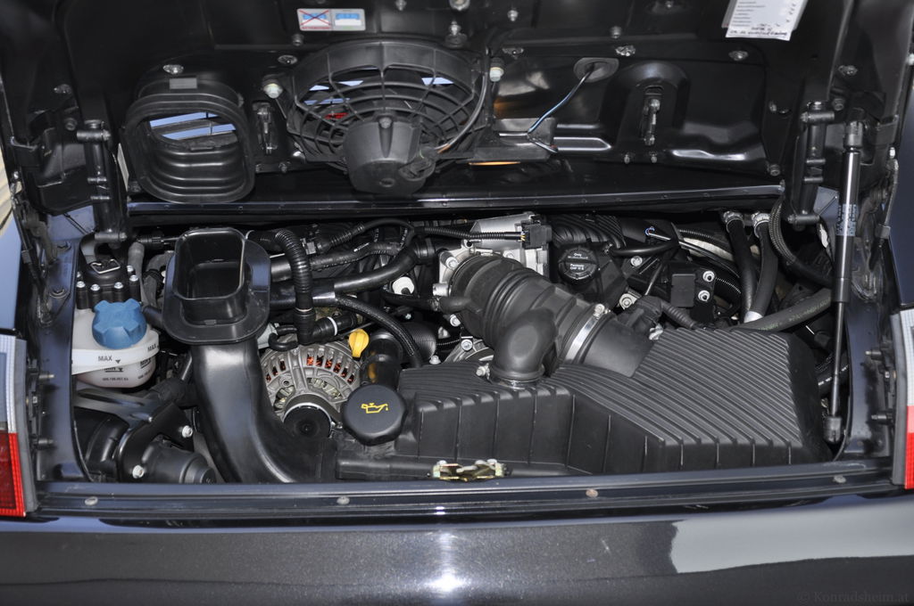 Porsche 911 Carrera 4