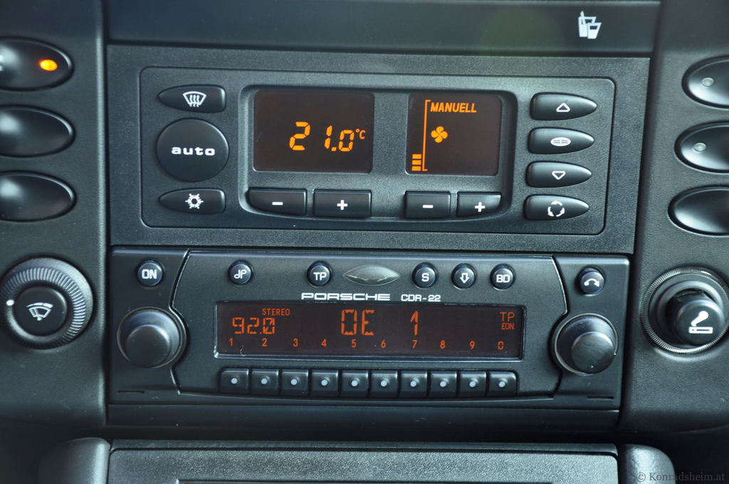 Porsche 911 Carrera 4