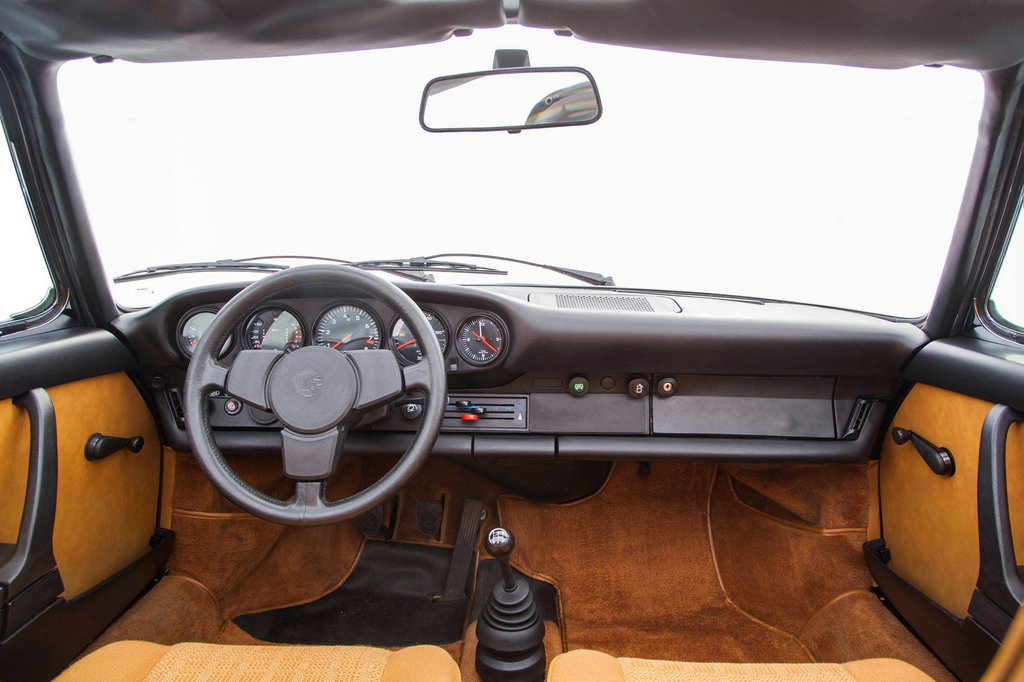 Porsche 911 Carrera 2,7