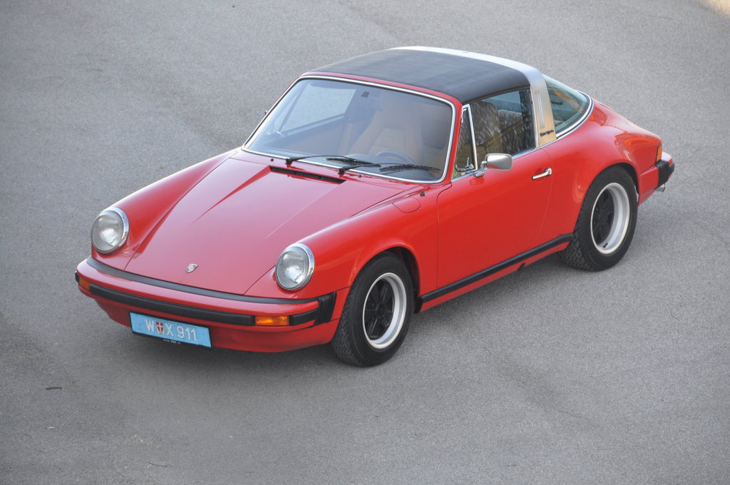 Porsche 911 Carrera 2,7