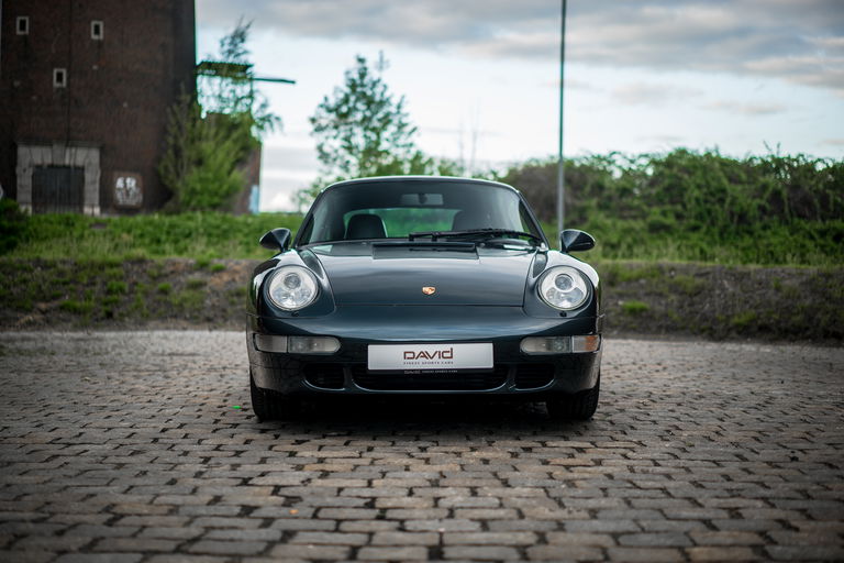 Porsche 911 Carrera