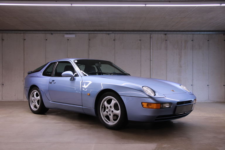 Porsche 968