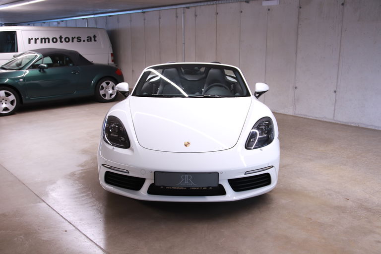 Porsche 718 Boxster