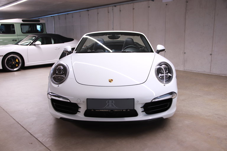 Porsche 911 Carrera 4S